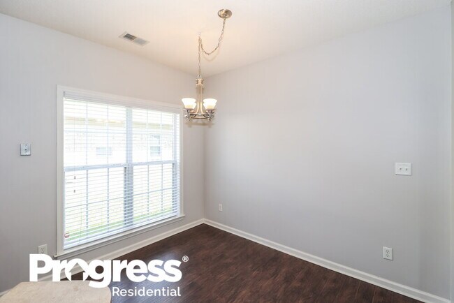 Building Photo - 9979 Misty Elm Dr