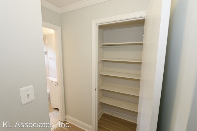Building Photo - 1 br, 1 bath House - 7529 Riverdale Road  ...