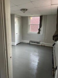 Building Photo - 2916 Churchview Ave