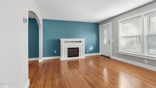 Building Photo - 1207 Buena Vista Blvd