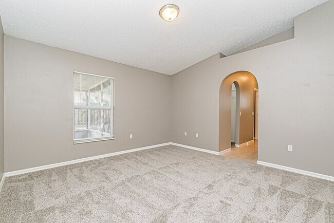 Building Photo - 12934 Lake Vista Dr