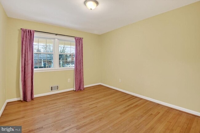 Building Photo - 1605 Mary Ellen Ct