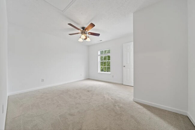 Building Photo - 1036 Monticello Pl