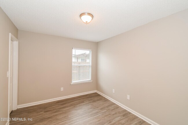 Building Photo - 11191 Lauren Oak Ln