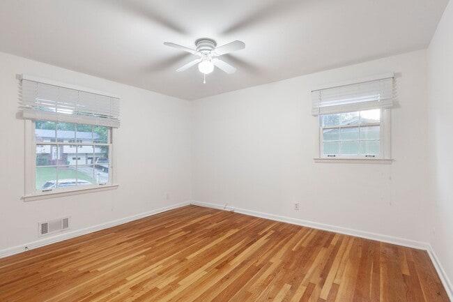 Building Photo - 3976 Wedgefield Cir