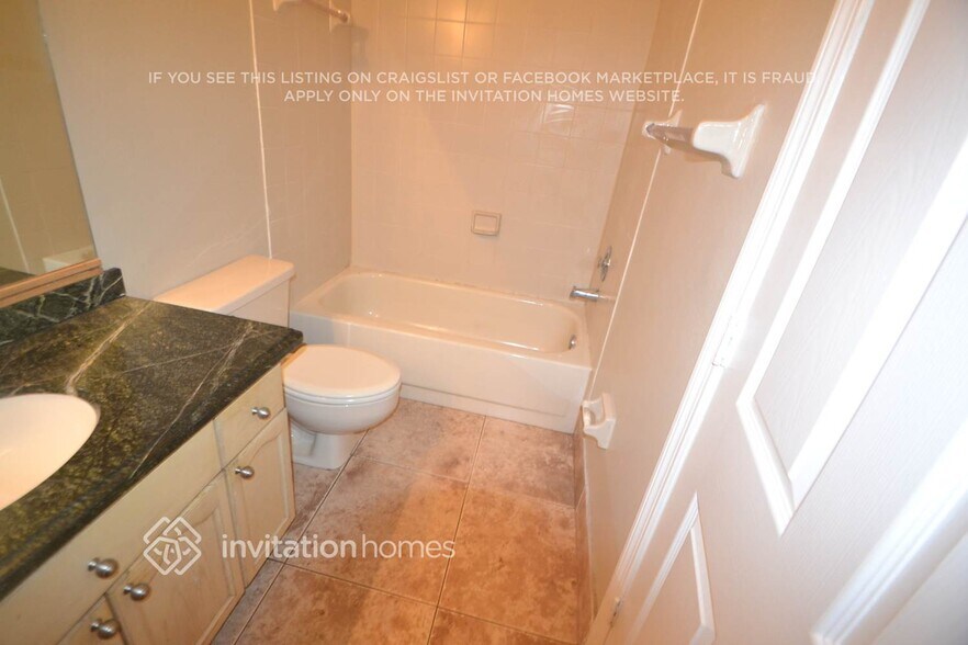 Building Photo - 12770 Kingsway Rd