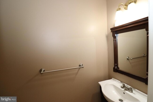 Building Photo - 3312 Hibiscus Ct