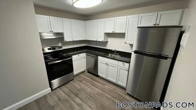 Building Photo - 799 Farm Rd