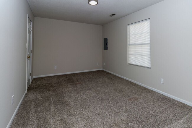 Building Photo - 3501-3503-3503 Marquis Ct