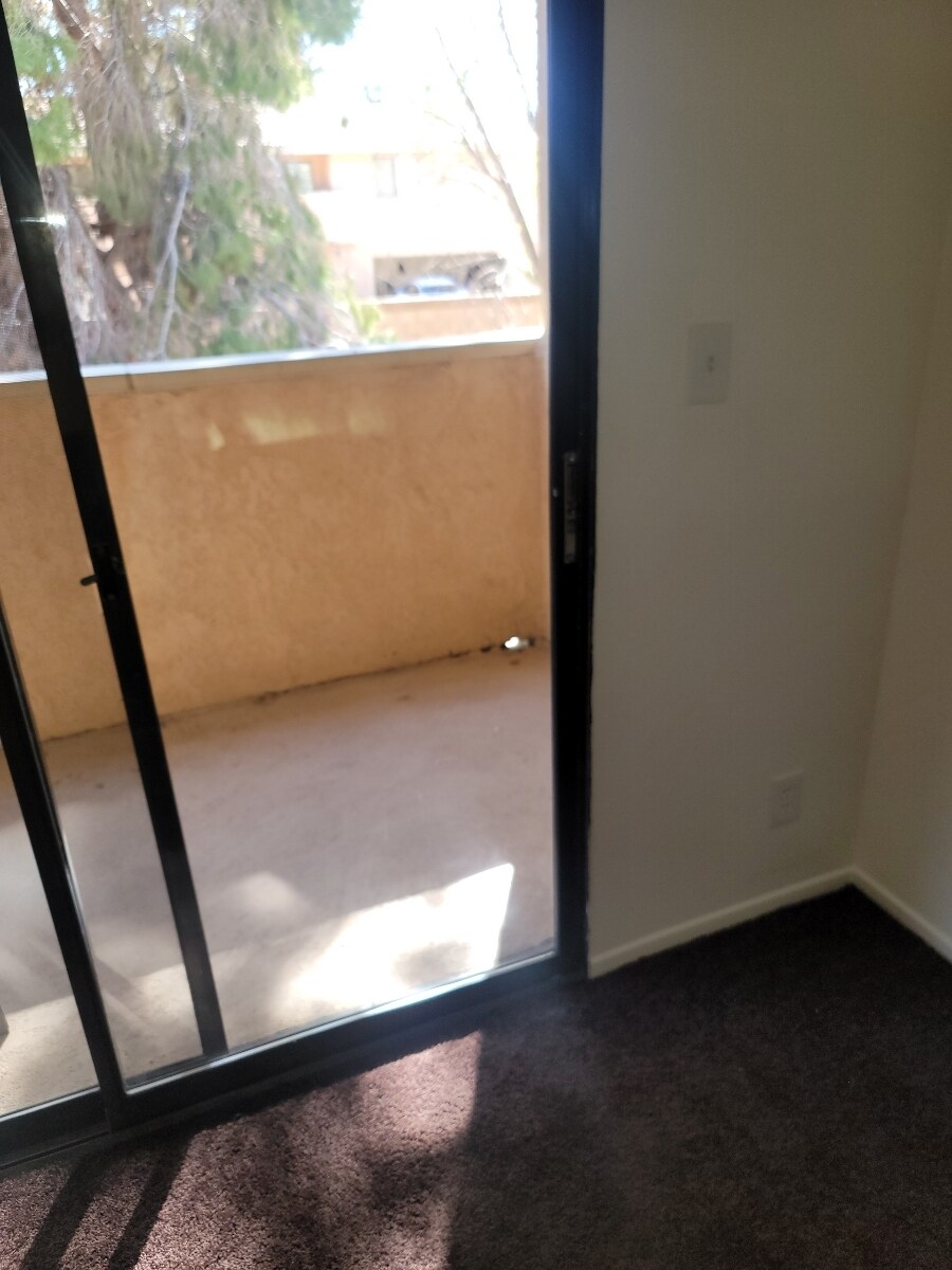 Building Photo - 1828 E Avenue J9