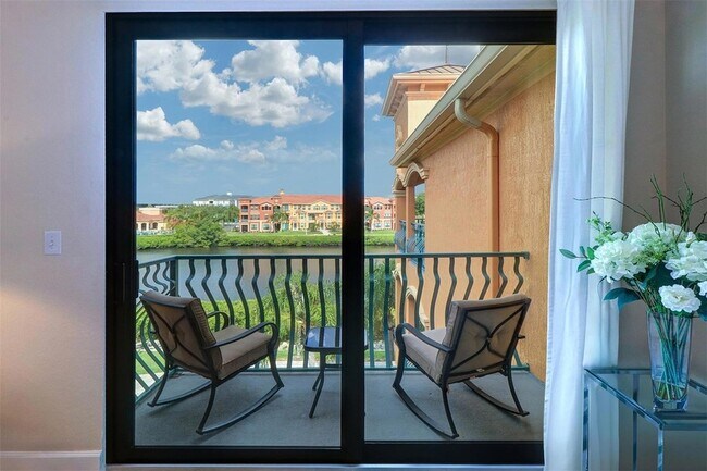 Building Photo - 2722 Via Tivoli