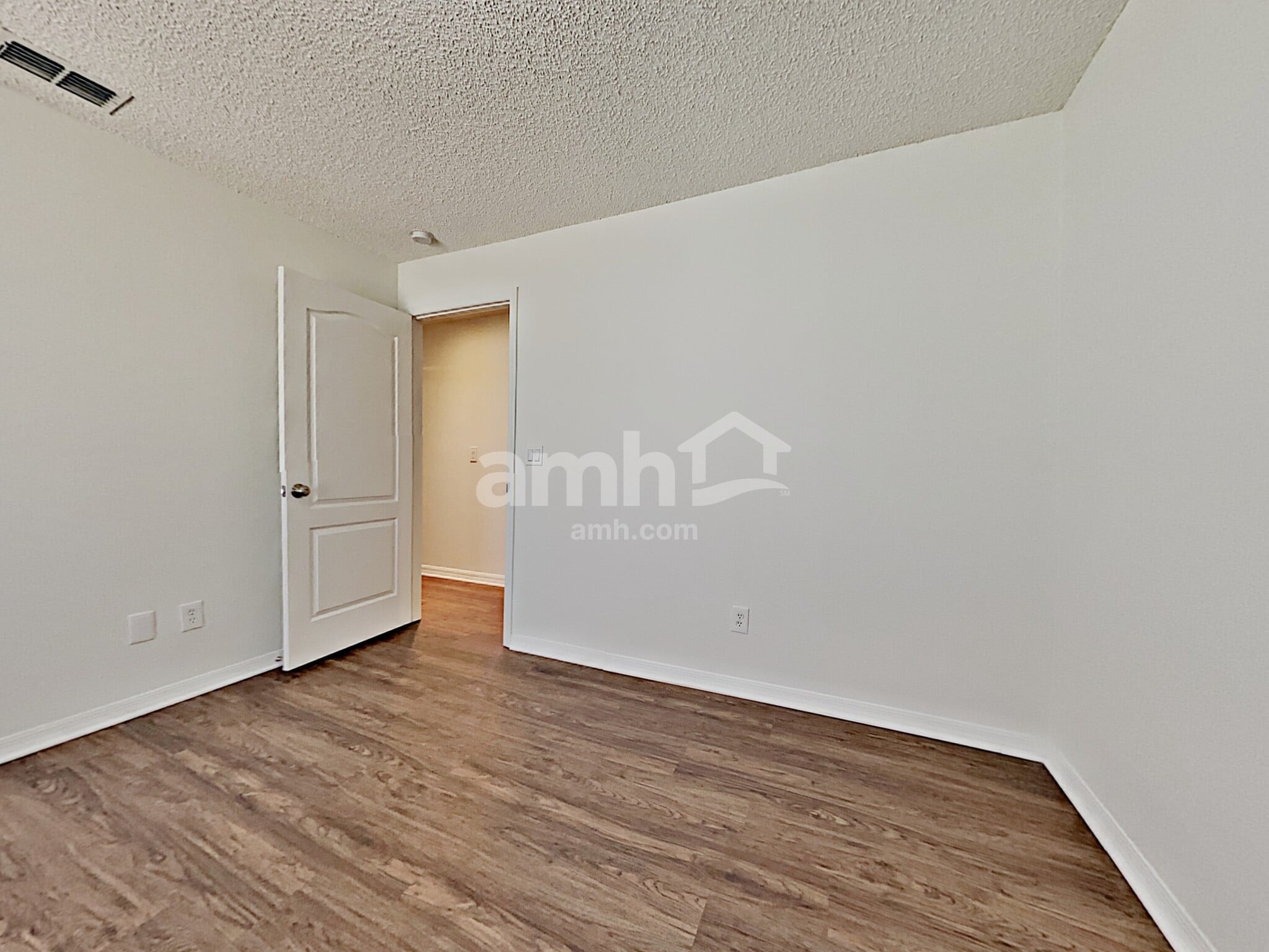 Building Photo - 8813 Scenic Vista Ct