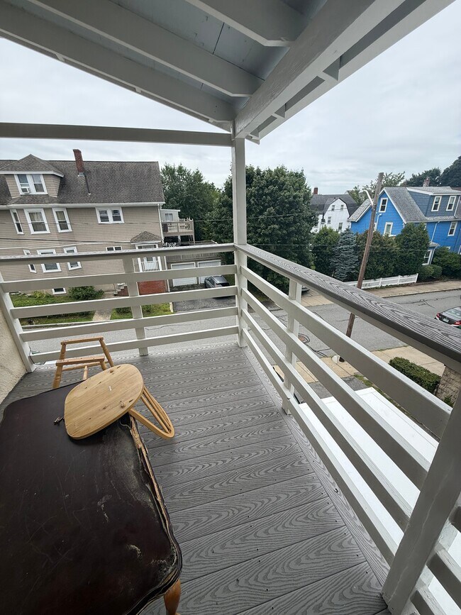 Building Photo - 71 Hillside Ave