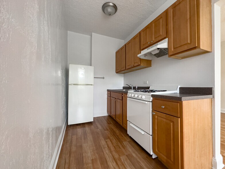 Building Photo - 1742 N Humboldt Blvd