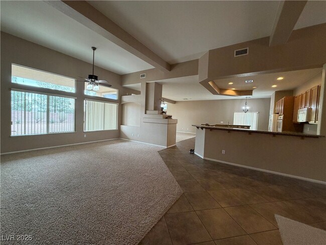 Building Photo - 6124 Rabbit Track St