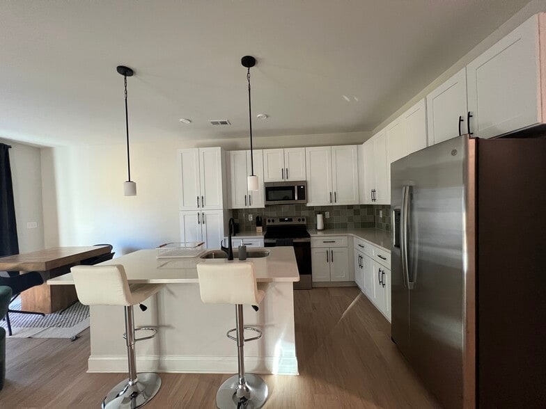 Building Photo - 4328 Woodwind St