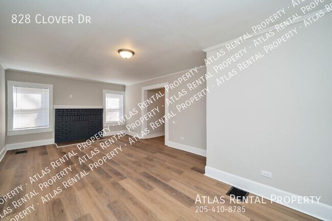 Building Photo - 828 Clover Dr