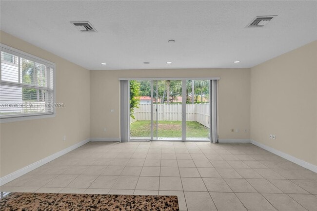 Building Photo - 4088 W Palm Aire Dr