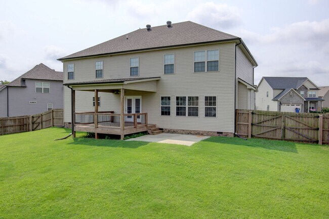 Building Photo - 230 Cotoneaster Ln