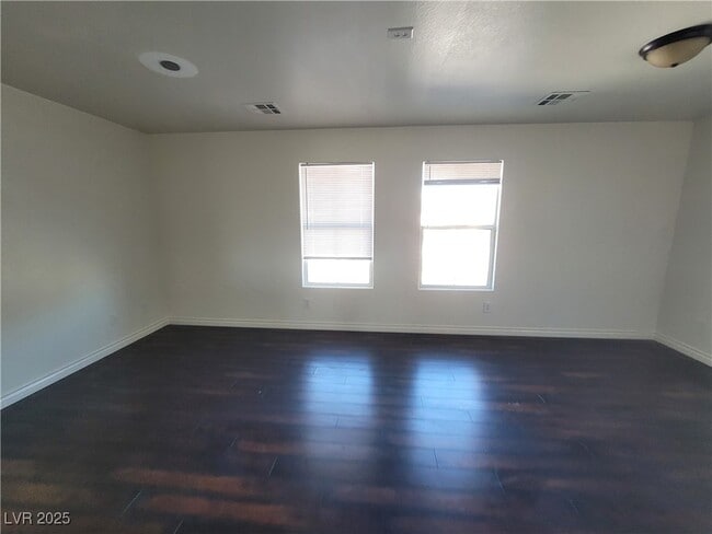 Building Photo - 10799 Flame Vine Ct