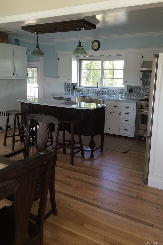 Building Photo - 56 Seaman Rd