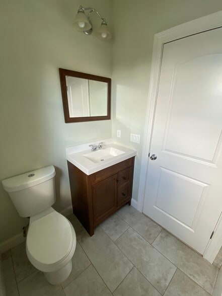 Upstairs shared bathroom - 29 Pleasant Ave
