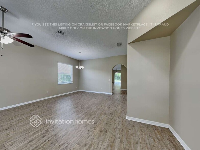 Building Photo - 1149 Cherry Valley Way