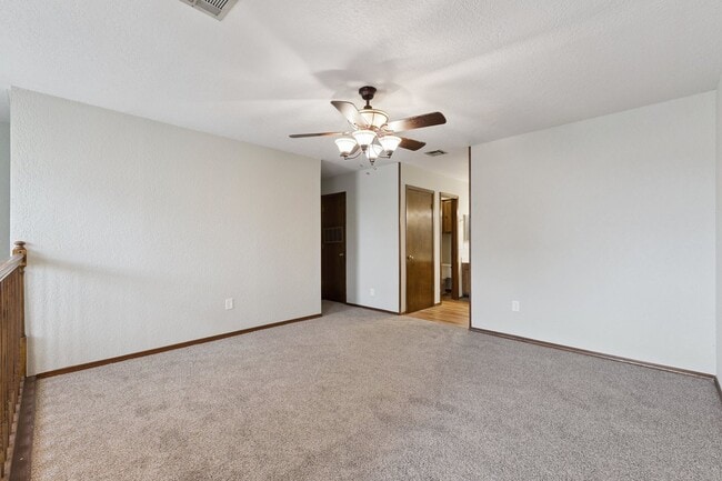 Building Photo - 3200 W Britton Rd
