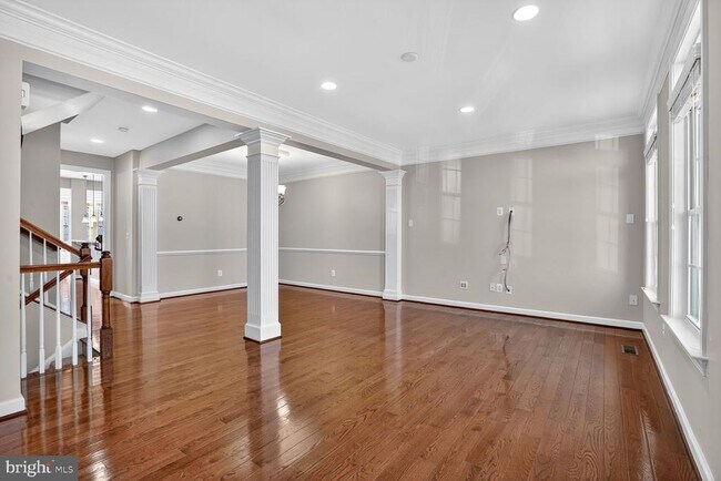 Building Photo - 21285 Park Grove Terrace