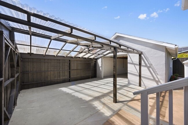 Building Photo - Fully Remodeled, Modern South San Francisc...