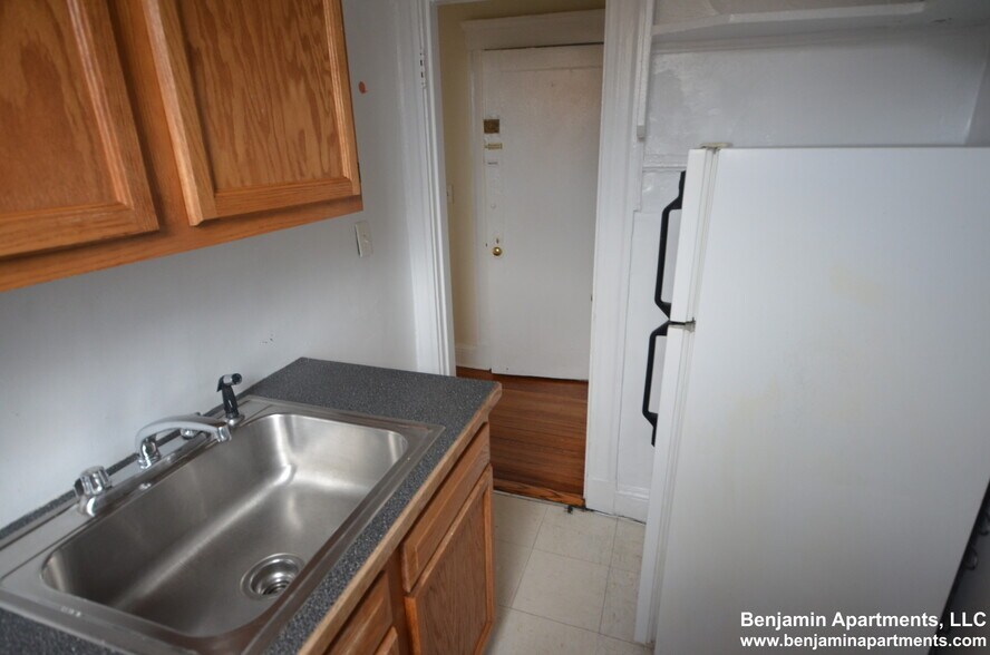 Building Photo - 1175 Boylston St