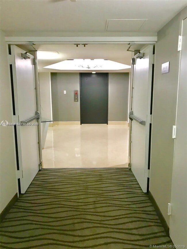 Building Photo - 3300 NE 192 St