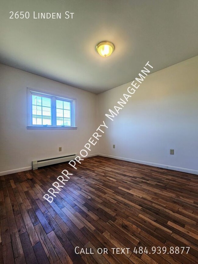 Building Photo - 2650 Linden St