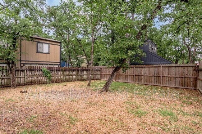 Building Photo - 26620 Primrose Ct
