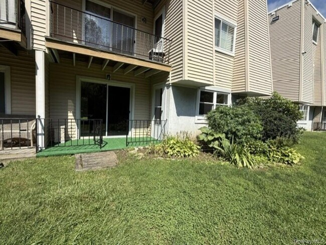 Building Photo - 315 Fox Run Ln
