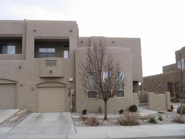 Primary Photo - Desert Ridge 2/BD 2.5/BA 1/CG 1500/sf Town...