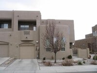 Building Photo - Desert Ridge 2/BD 2.5/BA 1/CG 1500/sf Townhouse