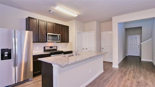 Building Photo - 3524 Cannon Dr