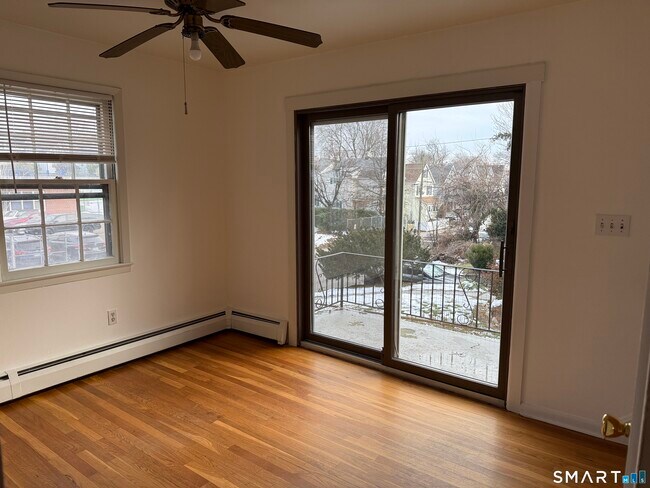 Building Photo - 4 Elmwood St