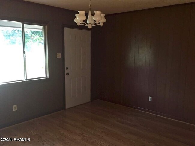 Building Photo - 4110 N University Ave