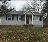 Building Photo - 514 S Eastside Dr