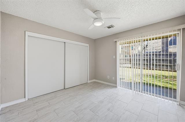 Building Photo - 1471 Meadowood Village Dr