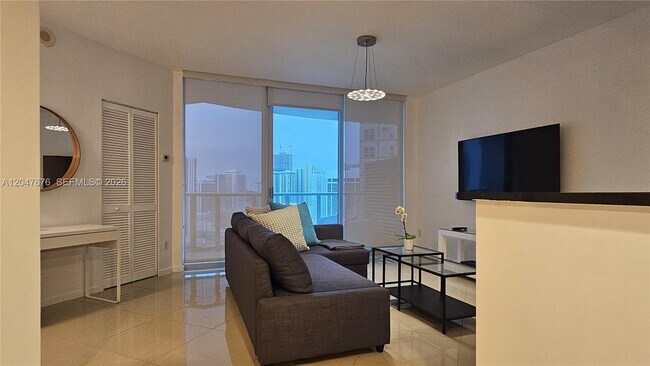 Building Photo - 300 S Biscayne Blvd