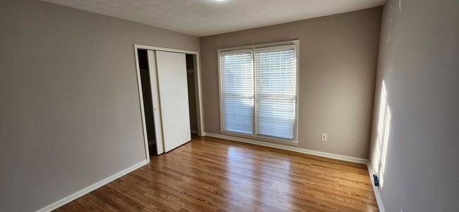 Building Photo - 3 bedroom home in North Columbus