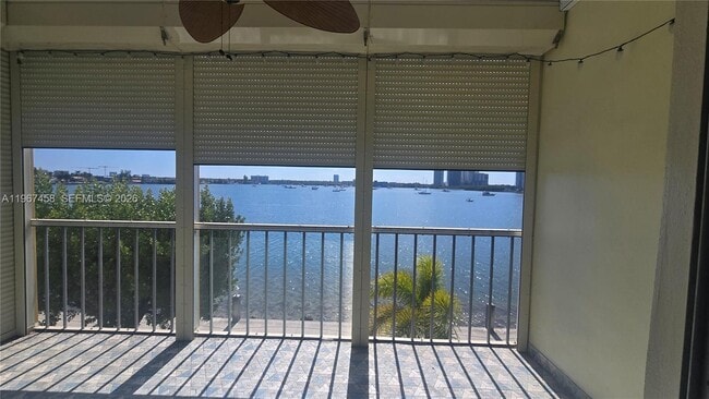 Building Photo - 3000 Marcos Dr