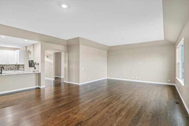 Building Photo - 2660 Harnish Dr