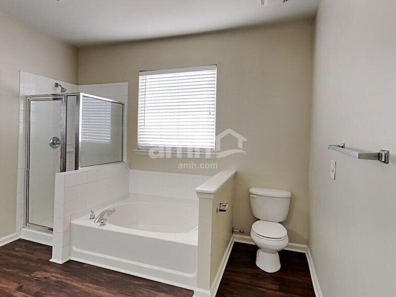 Building Photo - 1508 Woodberry Ct