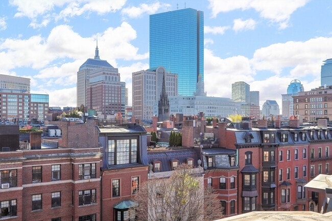 Building Photo - 5 Marlborough St