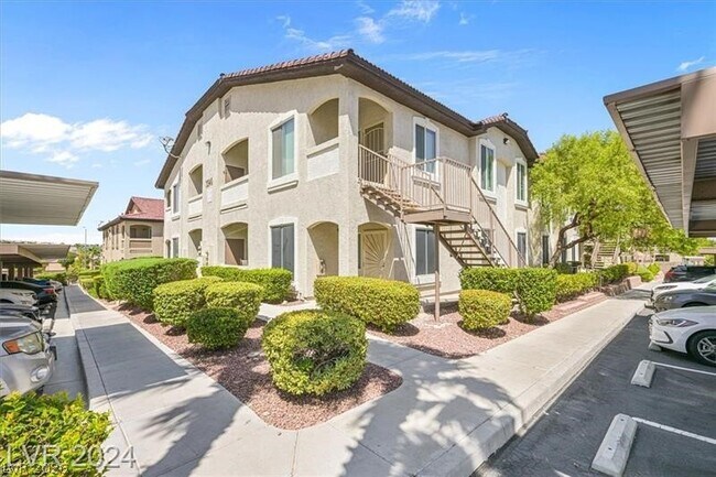 Building Photo - 3540 Cactus Shadow St