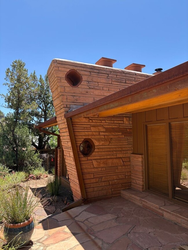Primary Photo - Unfurnished, 1-Year Long-Term Rental